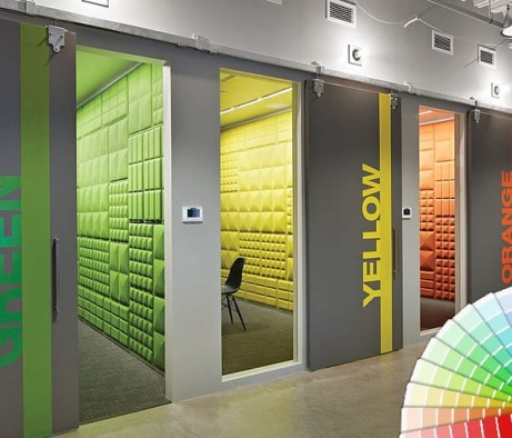 Choosing colors for office walls and furniture