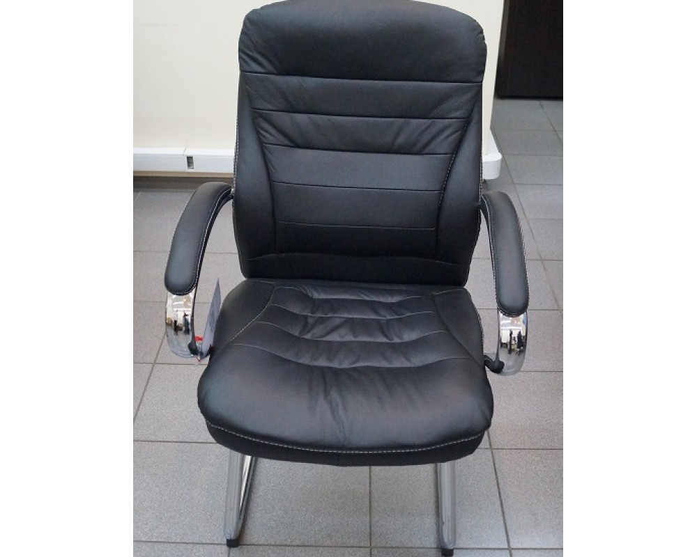 Logo New CF Armchair