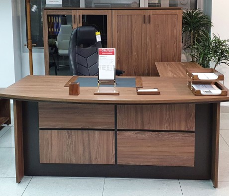 On.Top Executive Office Furniture