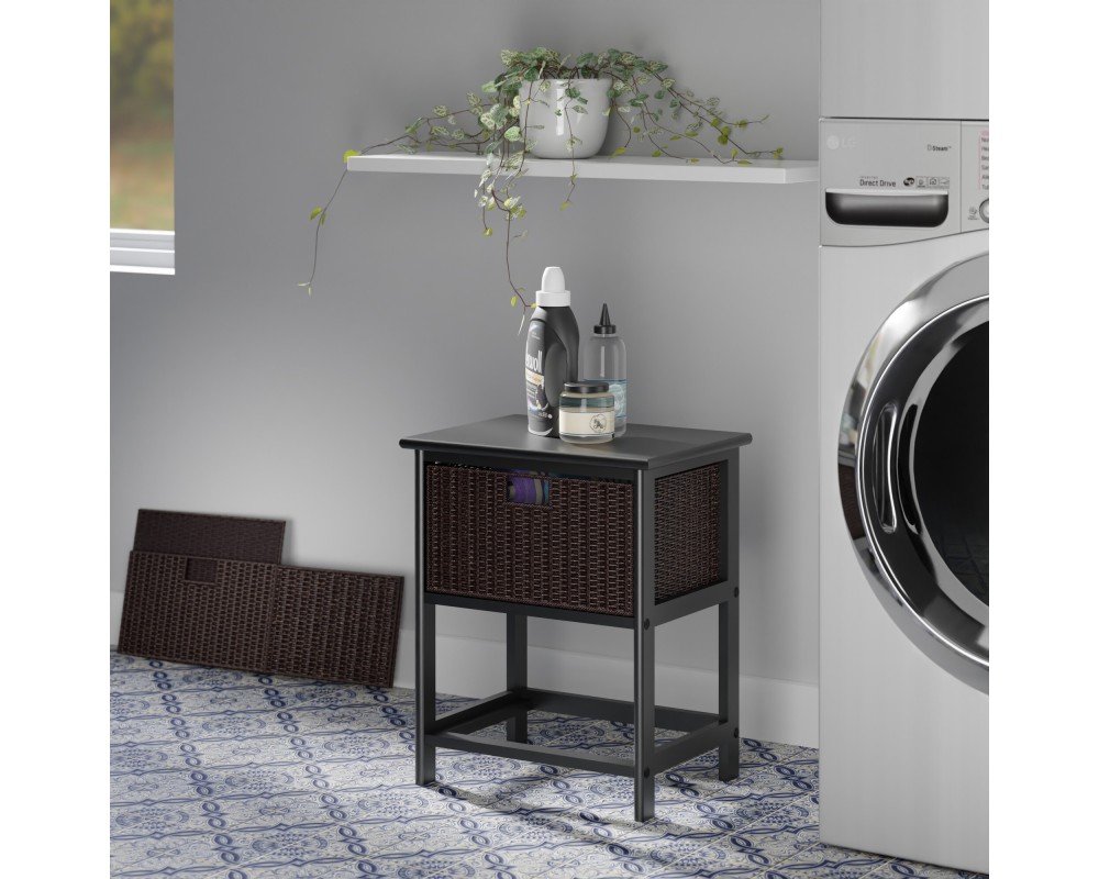 Omaha Storage Shelf with 2 Foldable Corn Husk Baskets, Black and Chocolate