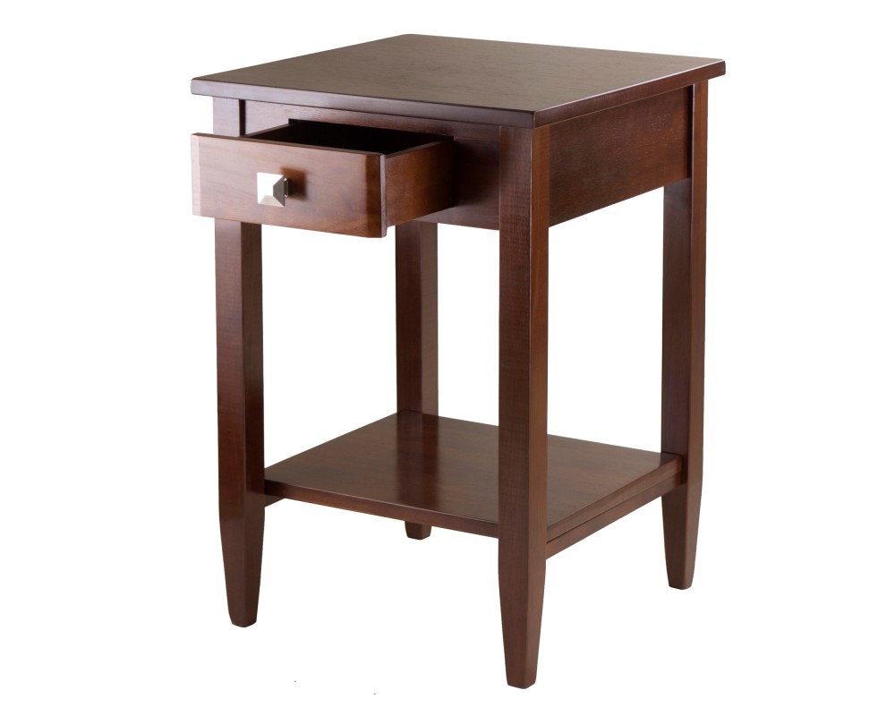 Richmond End Table, 26' High, 18' Wide, Walnut