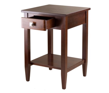 Richmond End Table, 26' High, 18' Wide, Walnut