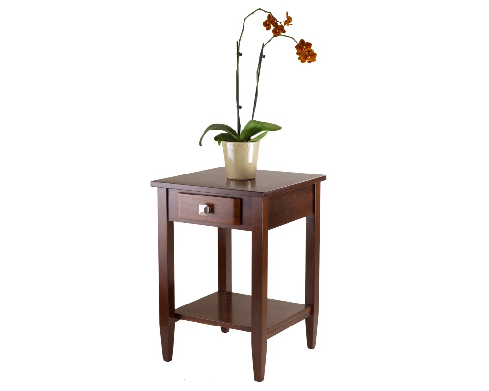 Richmond End Table, 26' High, 18' Wide, Walnut